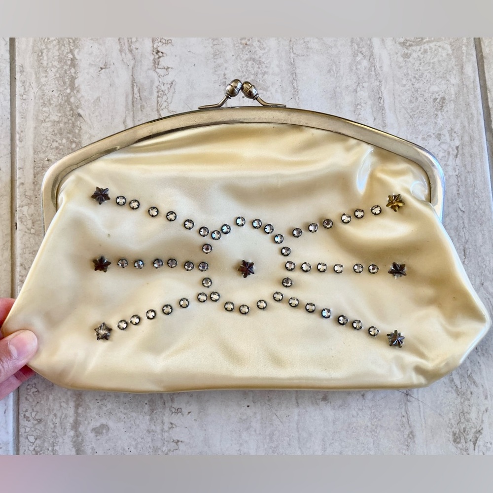 Vintage 1940’s rhinestone & star clutch